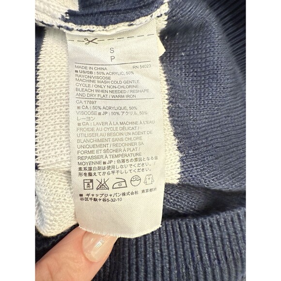 ⚓ Banana Republic Sleeveless Sweater – Nautical Navy & White Stripe – Size Small - Picture 5 of 6